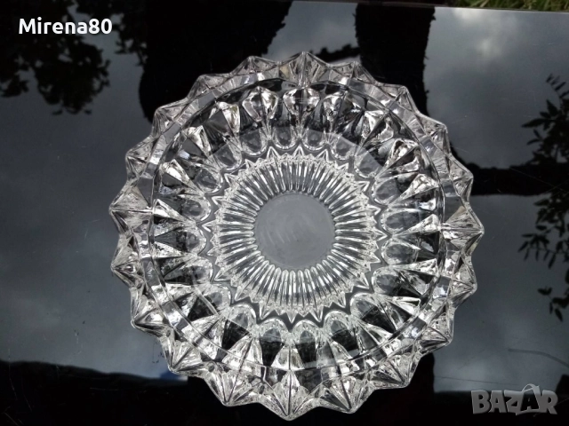 Кристален пепелник, снимка 4 - Антикварни и старинни предмети - 52081252