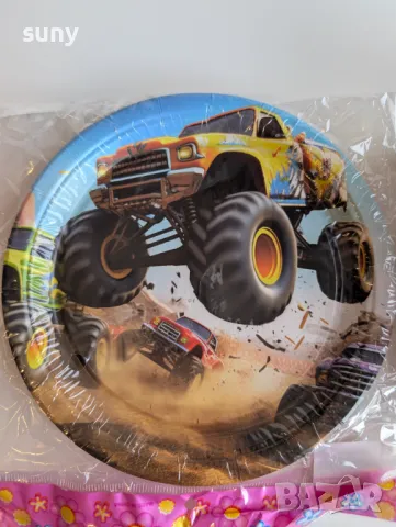 Парти чинийки Monster Truck, снимка 1 - Други - 49496339