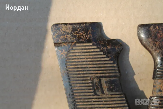 Чирени/дръжки за Чешки пистолет ''ТТ'', снимка 2 - Колекции - 49575934