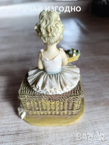 Колекционерска фигура, снимка 4 - Статуетки - 49968753