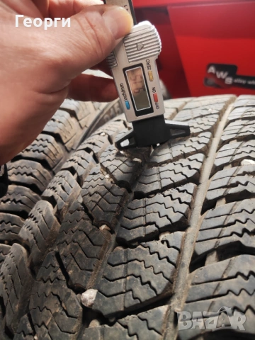 4бр.зимни гуми 215/65/16C Semperit, снимка 3 - Гуми и джанти - 53213327