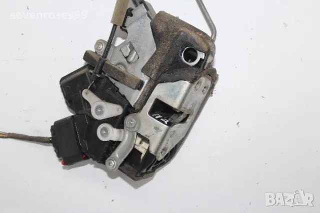 Брава предна дясна Мазда 3 2008 2.3i 158hp Mazda 3 седан, снимка 5 - Части - 48508176