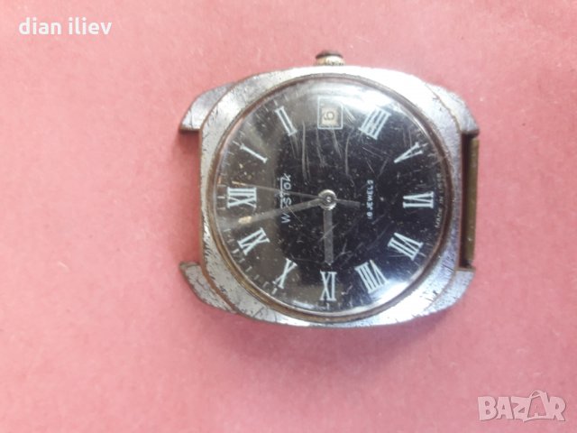 Стар механичен часовник-Восток , снимка 2 - Антикварни и старинни предмети - 28584761