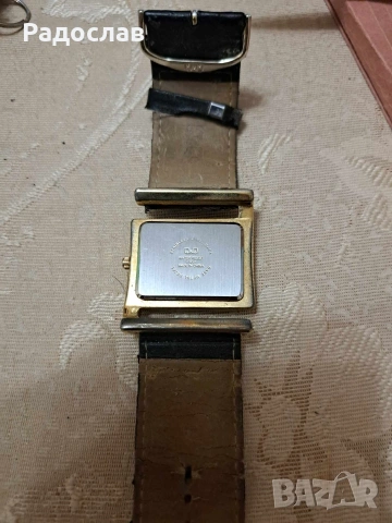 Различни видове часовници, снимка 4 - Дамски - 53402565