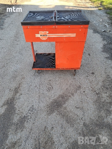 количка за инструменти 