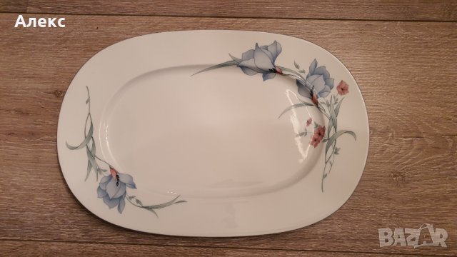 Winterling Нежно Порцеланова плато, син кант. Отлично!, снимка 2 - Чинии - 36624287