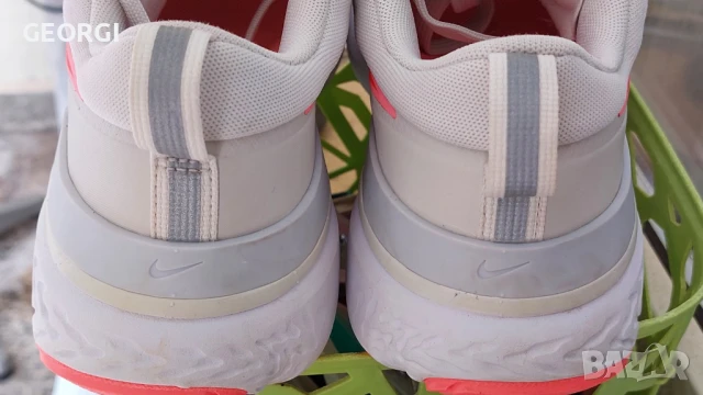 Маратонки NIKE за бягане React Miller CW1778 101, снимка 4 - Маратонки - 51216256