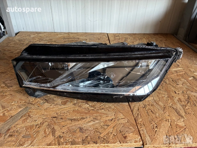 Ляв фар за Skoda Octavia 19-25 LED far Шкода Октавиа. 5E4 941 015А. Обурудван. 