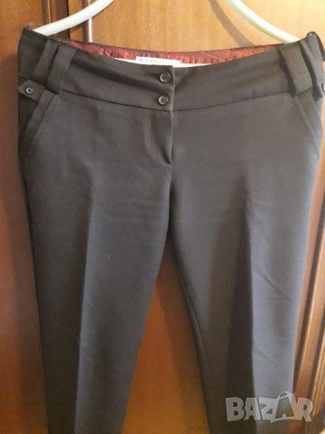 Дамски панталон черен с джобове, снимка 1 - Панталони - 27606616
