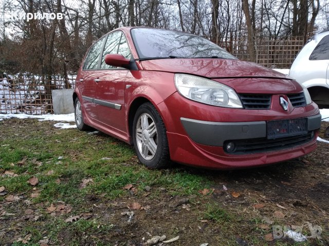 Преден капак Renault Megane Scenic 2  Рено Меган Сценик 2 reno, снимка 2 - Части - 43353194