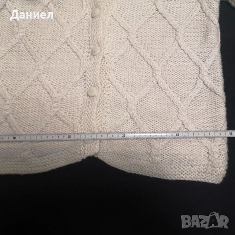 Плетена вълнена желетка, снимка 7 - Антикварни и старинни предмети - 39148021