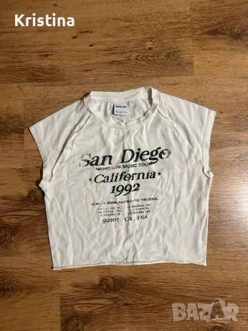 Бяла къса тениска “Bershka”