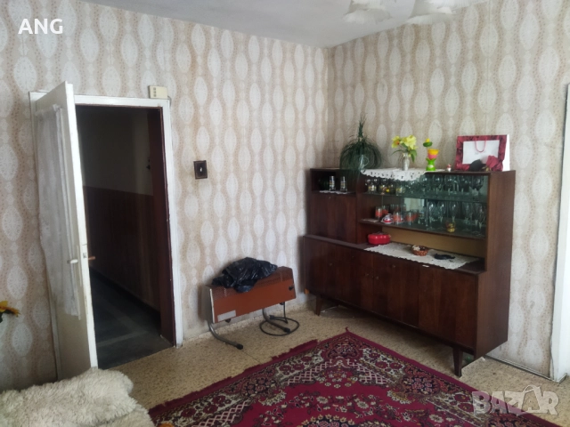 Продава четиристаен апартамент в гр.Смолян