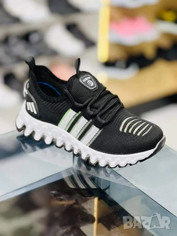 Детски маратонки за момиче  adidas на едро, снимка 4 - Детски маратонки - 51149487