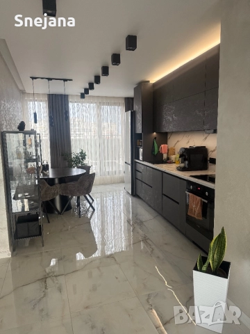 Много стаен 180м2 луксозен ремонт и обзавеждане, снимка 2 - Апартаменти - 51780278