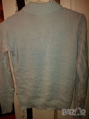 Топла жилетса S/M за 5 лв, снимка 3 - Блузи с дълъг ръкав и пуловери - 34955670