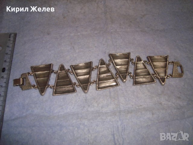 ПРЕКРАСНА ПОСРЕБРЕНА ОКСИДИРАНА ОРНАМЕНТИРАНА АРТ ГРИВНА с ФАСЕТИРАНИ ГРАНАТИ 27881, снимка 4 - Гривни - 37096658