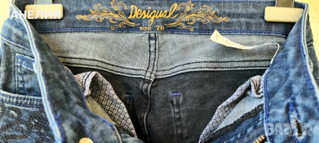 Дамски дънки Desigual slim, снимка 3 - Дънки - 38219220