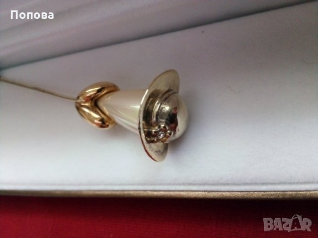 Уникална сребърна масивна  брошка с перла, снимка 2 - Колиета, медальони, синджири - 28557447