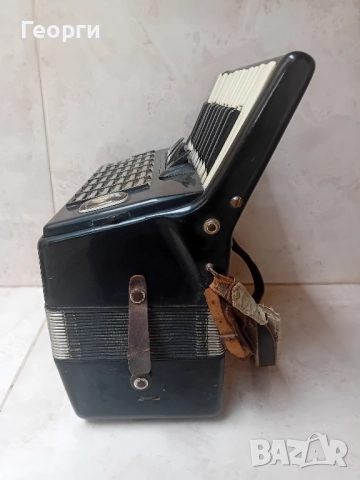 Акордеон Велтмайстер  (Weltmeister ) 40 баса , снимка 4 - Акордеони - 52166383