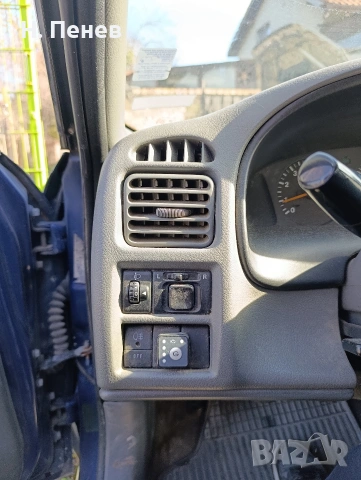 Suzuki Baleno 1.6i 4x4, снимка 15 - Автомобили и джипове - 53479352