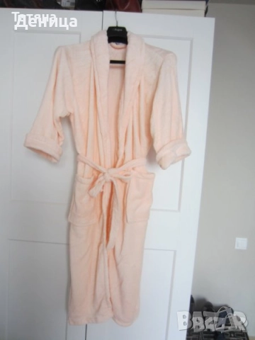 халат за баня Дамски, снимка 2 - Хавлиени кърпи - 52137075