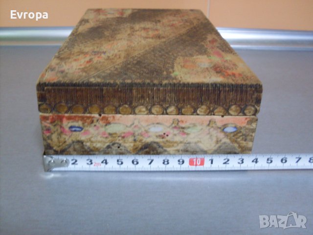 Стара дървена кутия., снимка 6 - Антикварни и старинни предмети - 43375487