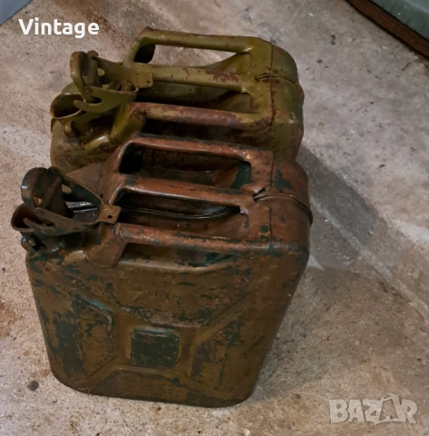 Метални туби - използвани от военните 1953г.
