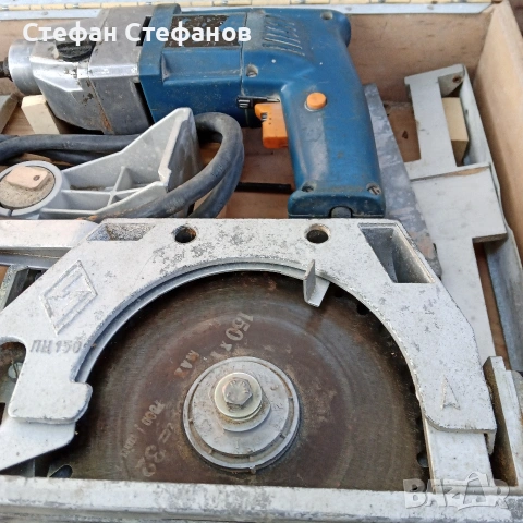 комплект бормашина циркуляр ренде, снимка 2 - Куфари с инструменти - 53566316