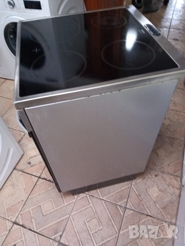 Иноксова свободно стояща печка с керамичен плот VOSS Electrolux с две години гаранция!, снимка 7 - Печки, фурни - 52544147