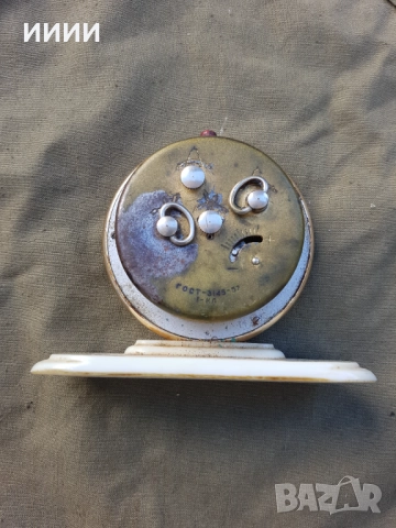 Часовник будилник Слава 3, снимка 2 - Антикварни и старинни предмети - 52278368