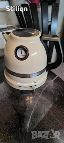 Електрическа кана KitchenAid Artisan, 2400W, 1.5 л, Крем, снимка 6 - Кани - 51946802