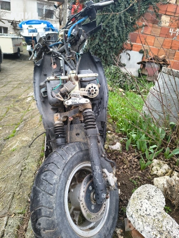 kymco tb 50 на части, снимка 2 - Мотоциклети и мототехника - 53401422