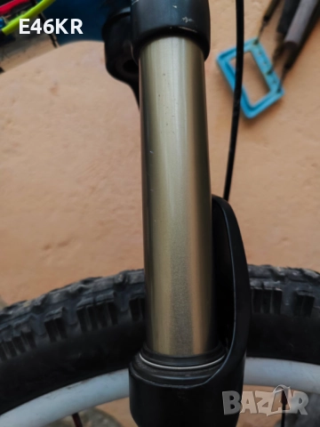 Продавам карбонов велосипед Scott Team Issues 26 цола Мекица, снимка 8 - Велосипеди - 52322914