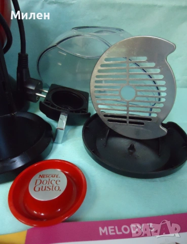 Кафемашина с гаранция 1 година NESCAFÉ® Krups Dolce Gusto Melody.Red, снимка 3 - Кафемашини - 53512534
