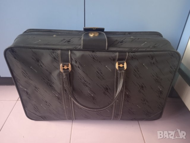 Голям и стабилен КУФАР за багаж, снимка 8 - Куфари - 43079324