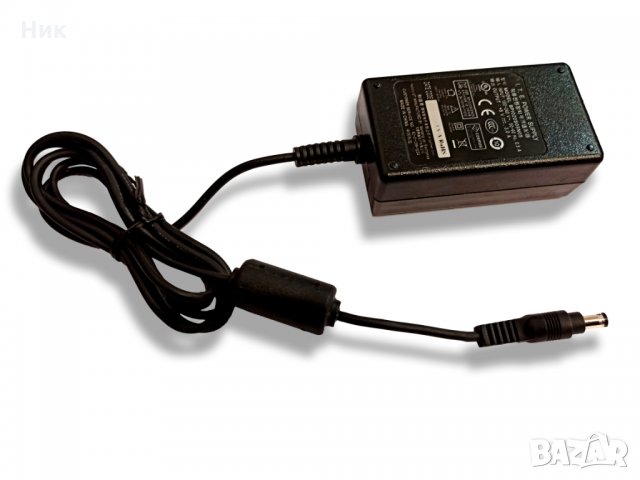 Високо качествен адаптер от 220V на 5V 3A Импулсно захранване зарядно с букса 5.5mm 