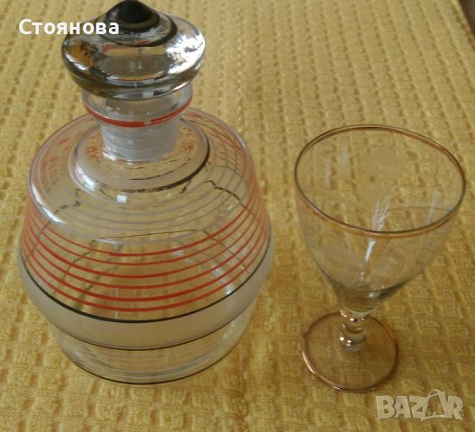 Стъклена каничка и шише за алкохол с чашки, снимка 3 - Сервизи - 37086895