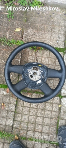 автомобилен волан