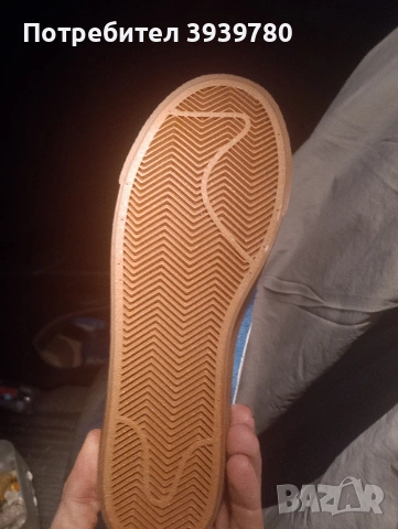 Дамски полукецове Nike номера 38 и 38,5, снимка 2 - Маратонки - 53470757