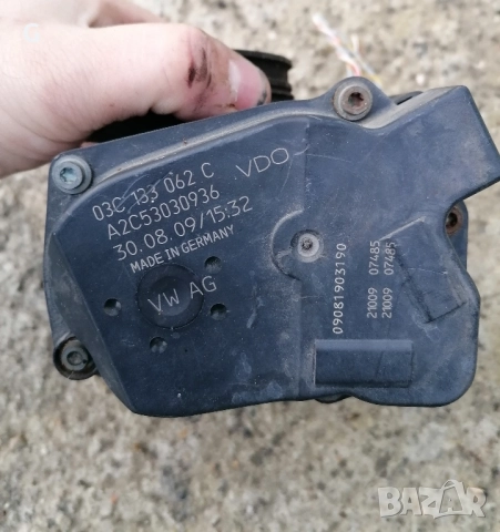 Дроселова Клапа Volkswagen Golf 6 , снимка 3 - Части - 52630262