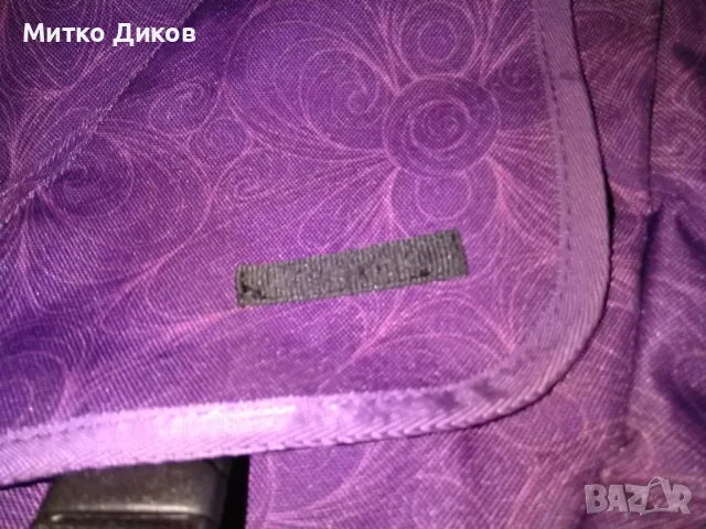 Чанта лилава нова за през рамо маркова на Рийбок за през рамо промазан  плат 26х19х6см, снимка 2 - Чанти - 47358782