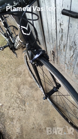 Шосеен велосипед Felt f75, снимка 3 - Велосипеди - 53450976