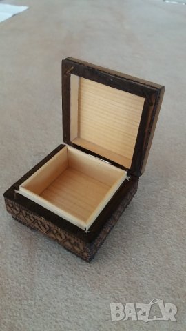 Дървена кутийка за бижу, снимка 3 - Антикварни и старинни предмети - 26597228