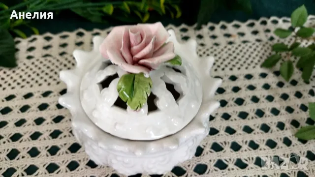 Бижутерийна кутия или бонбониерка, снимка 2 - Други - 50165000