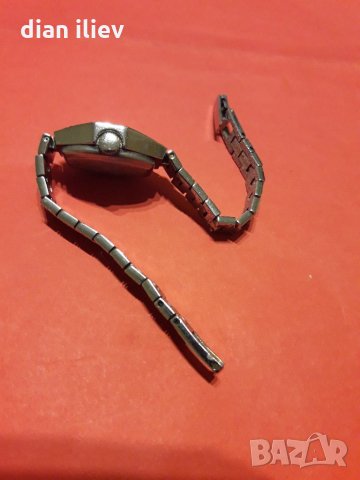 Стар механичен дамски часовник-Лъч , снимка 12 - Антикварни и старинни предмети - 26387950