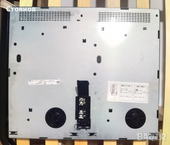 Котлон за вграждане Electrolux Inductio EHH6540FOK, снимка 4 - Котлони - 52795021
