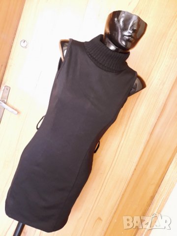 Черна къса рокля с яка вълнено поло С/М 