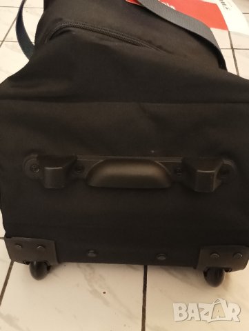 Туристическа раница, сак, куфар на колелца WENGER, Швейцария. , снимка 3 - Раници - 44033816