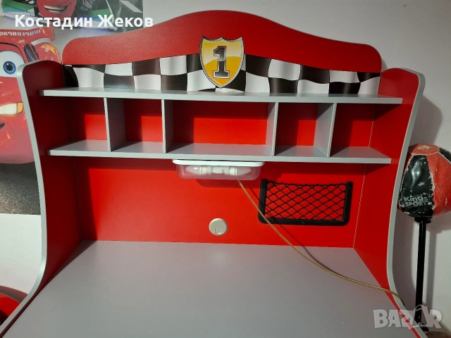 Продавам Детско легло с матрака и Детско бюро. , снимка 4 - Мебели за детската стая - 53395694